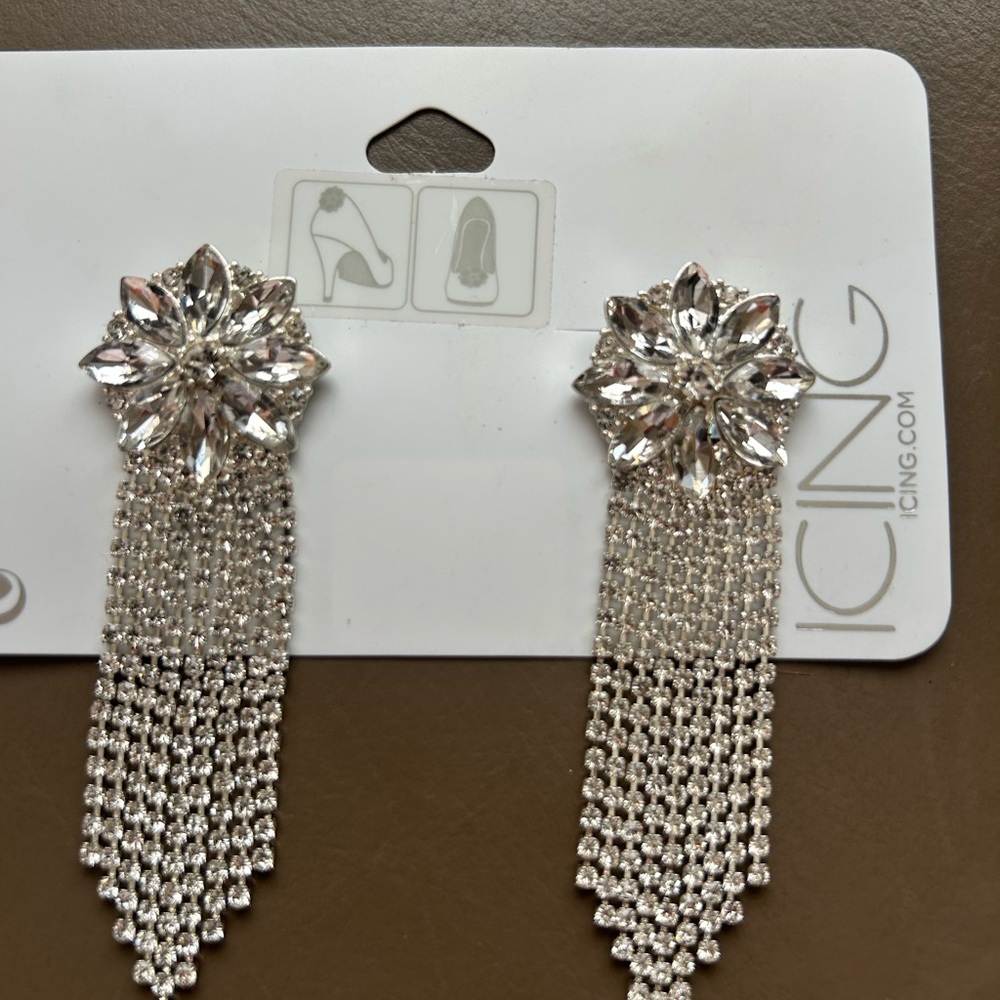 Crystal Rhinestone Shoe Clips - Picture 7 of 9